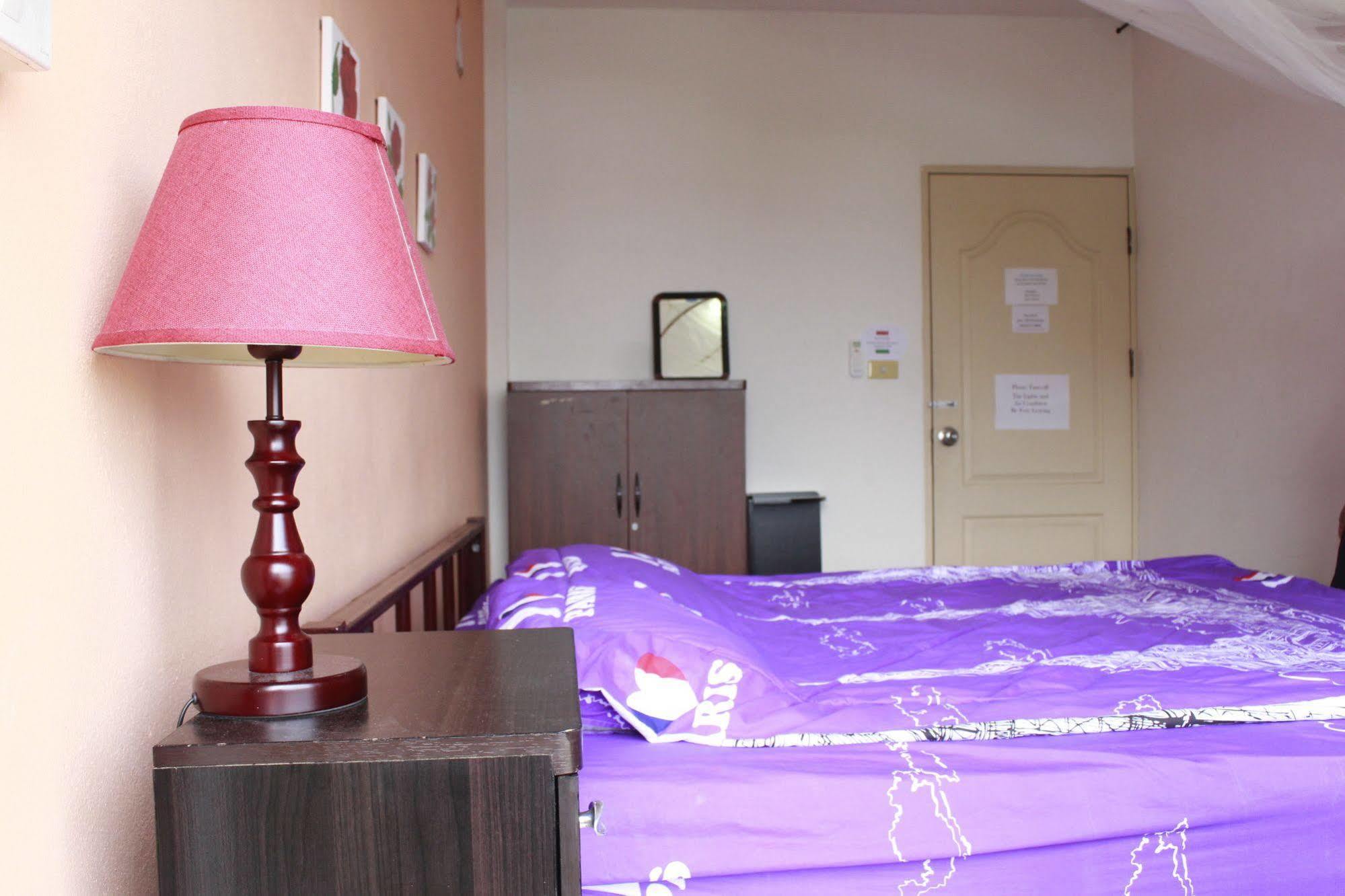 Cm City Hostel Chiang Mai Exterior foto